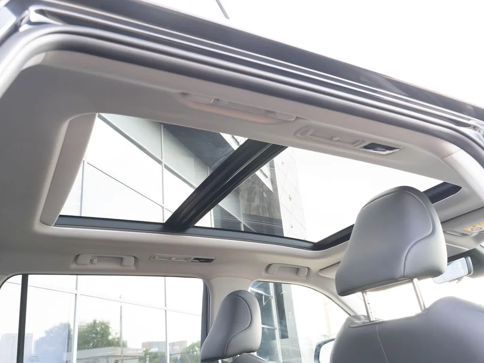 Toyota Highlander 2025 — миниатюра 4