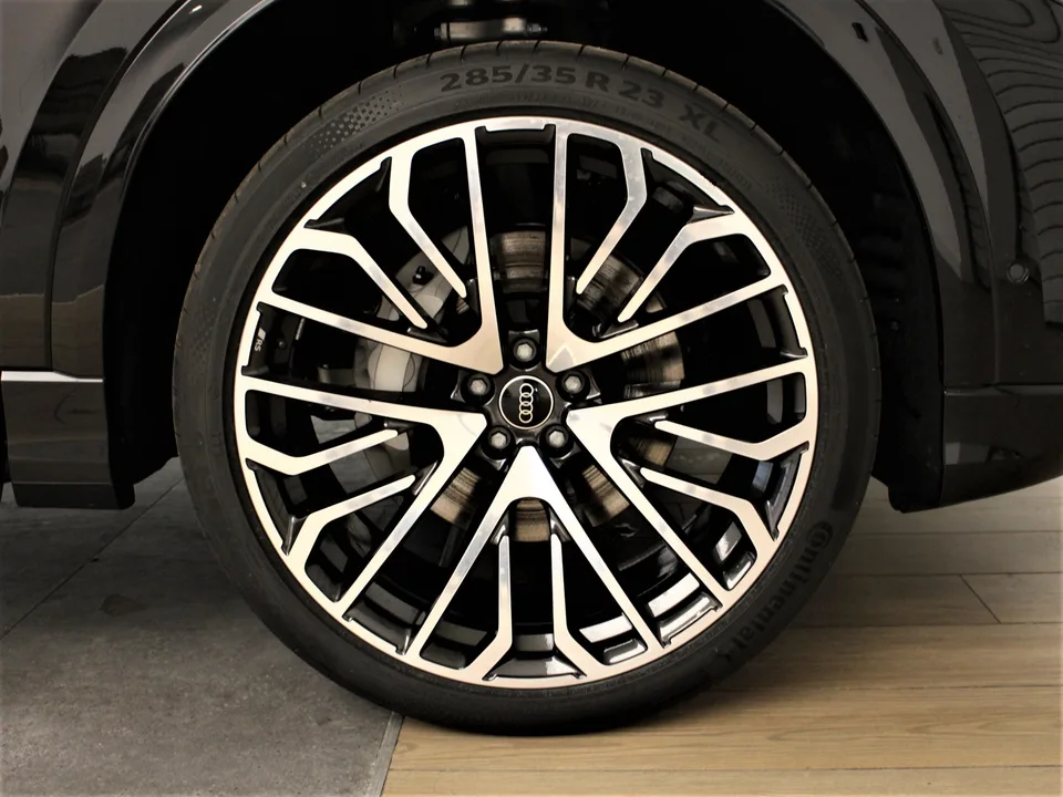 Audi Q8 2025 — миниатюра 5