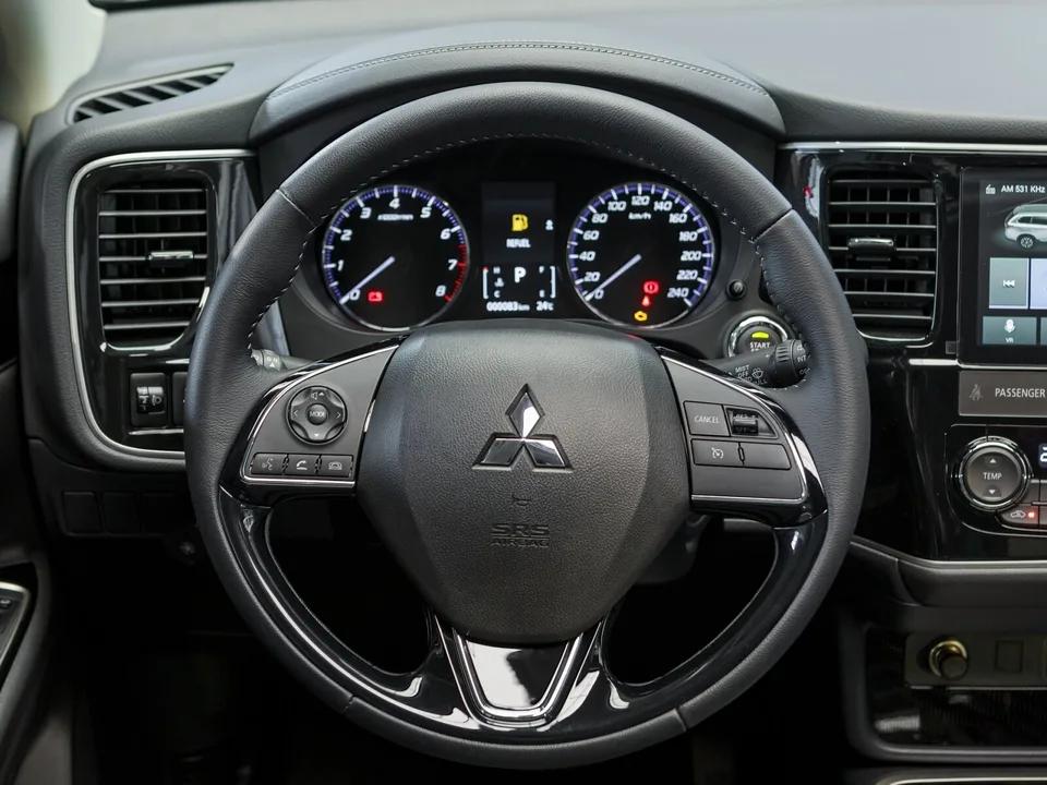 Mitsubishi Outlander 2022 — миниатюра 5