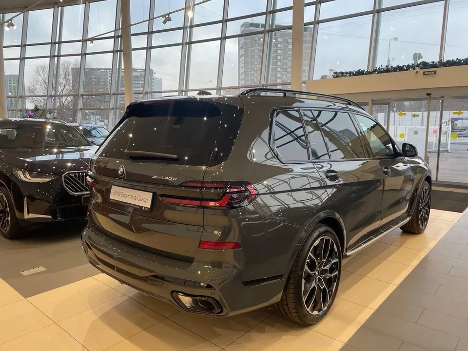 BMW X7 2025 — миниатюра 2
