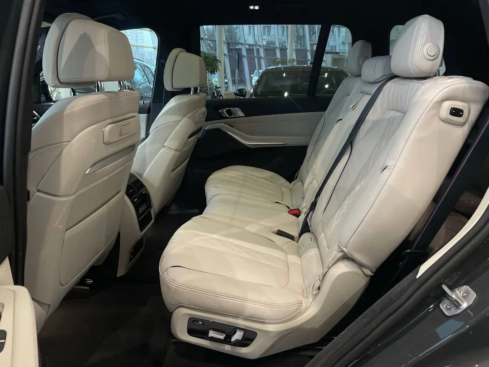 BMW X7 2025 — миниатюра 4