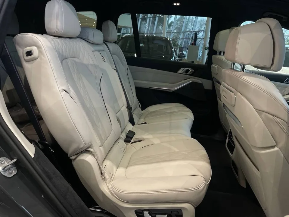BMW X7 2025 — миниатюра 5