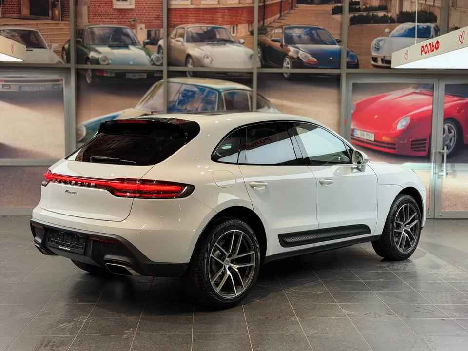 Porsche Macan 2025 — миниатюра 2