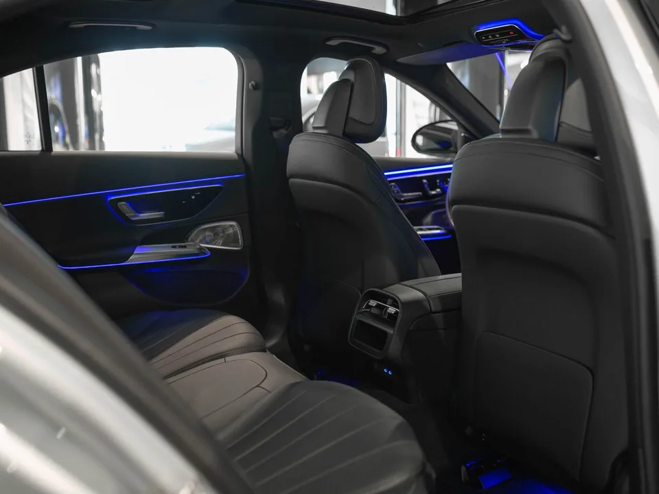 Mercedes-Benz E-Class 2025 — миниатюра 2