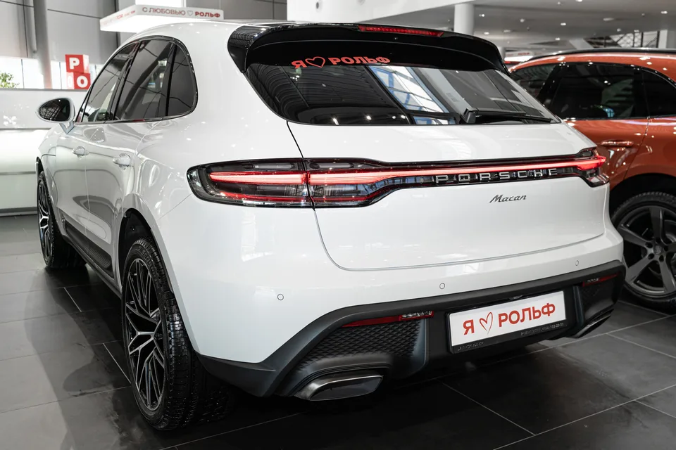 Porsche Macan 2025 — миниатюра 2