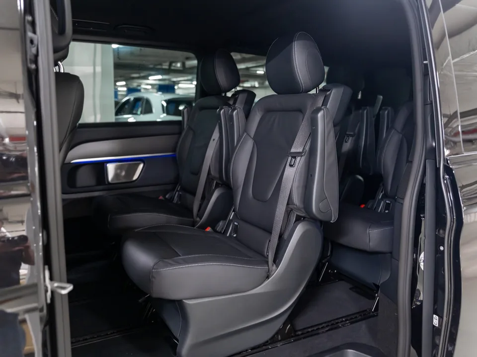 Mercedes-Benz V-Класс 2024 — миниатюра 4