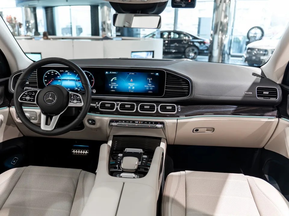 Mercedes-Benz GLS 2024 — миниатюра 2