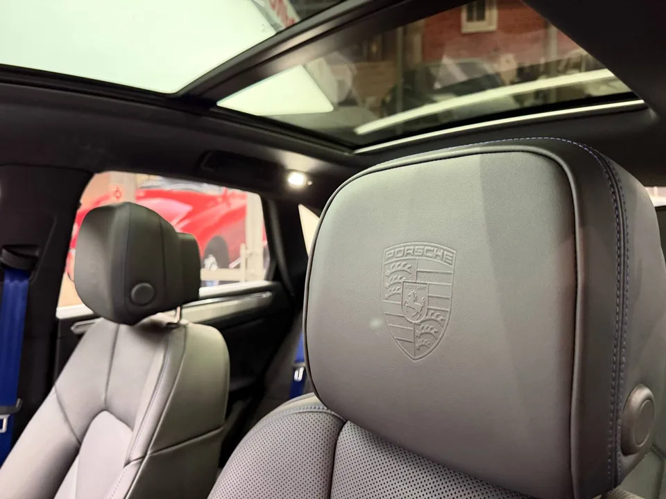 Porsche Macan 2024 — миниатюра 5