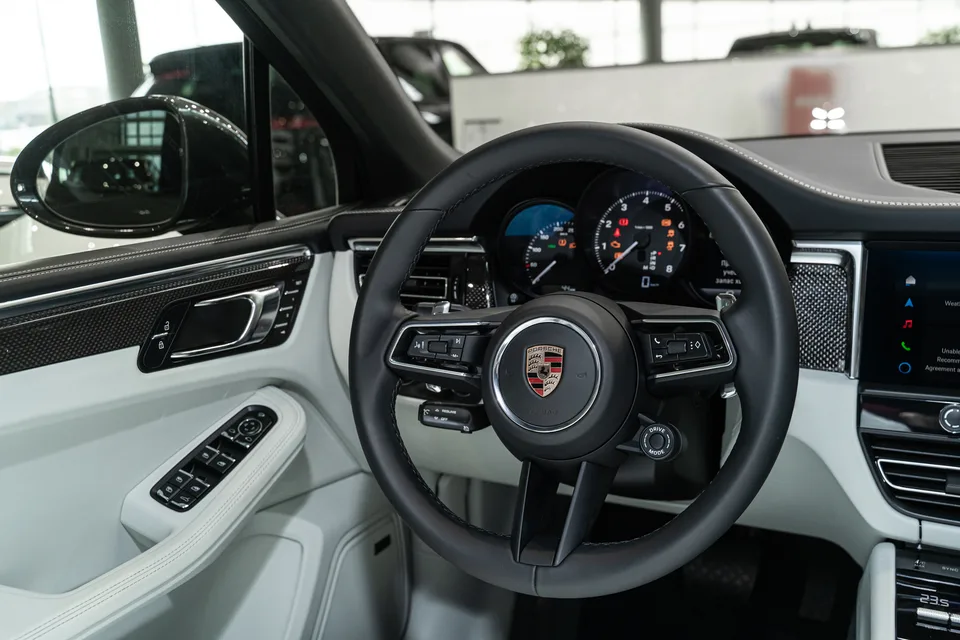 Porsche Macan 2025 — миниатюра 4