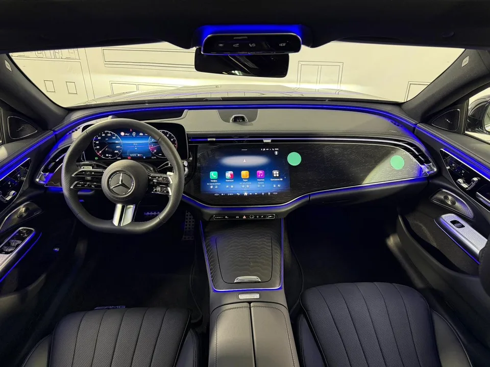Mercedes-Benz E-Class 2025 — миниатюра 3