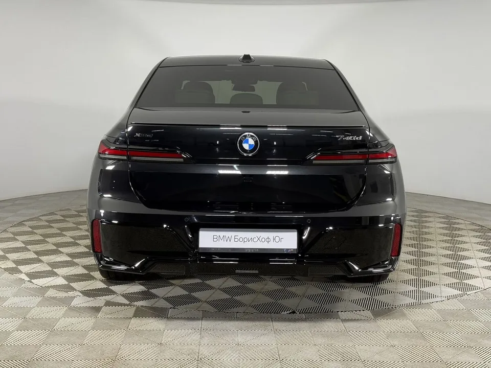BMW 7 серия 2025 — миниатюра 2