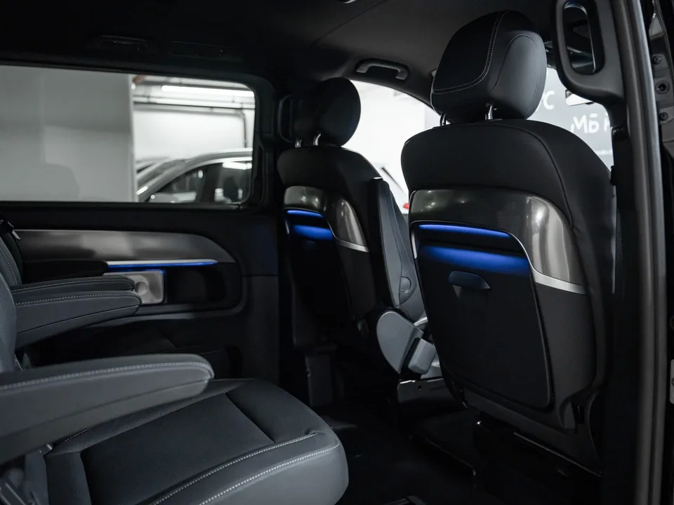 Mercedes-Benz V-Класс 2025 — миниатюра 3
