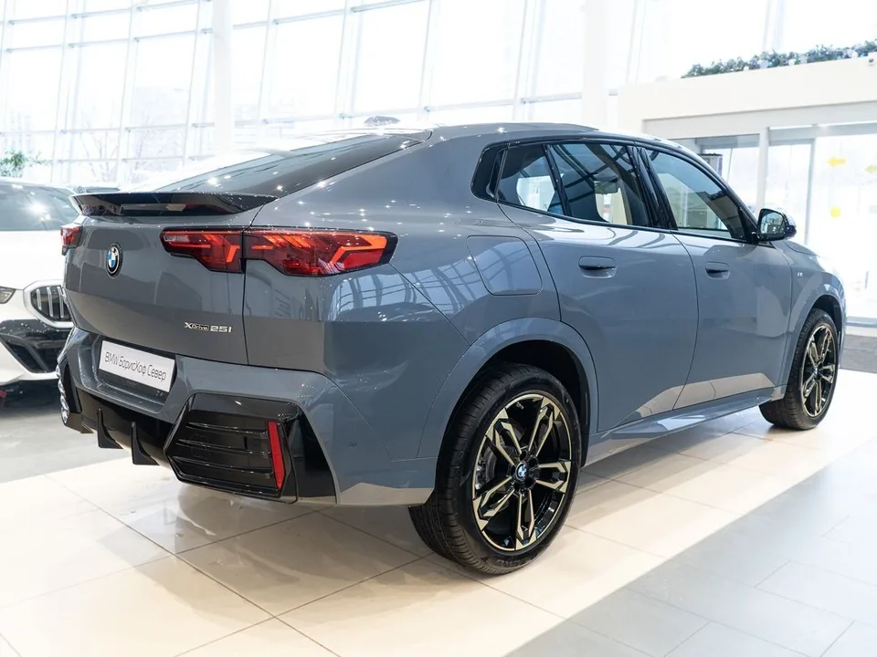 BMW X2 2024 — миниатюра 2