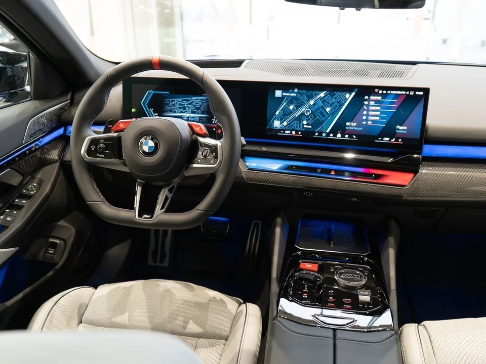 BMW M5 2024 — миниатюра 4