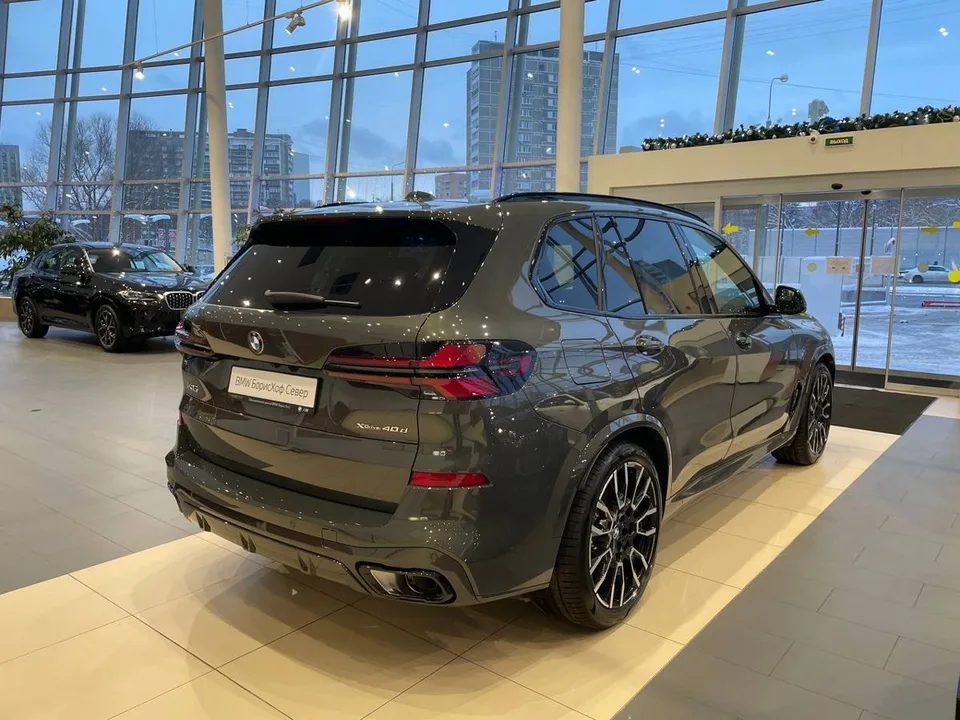 BMW X5 2025 — миниатюра 2