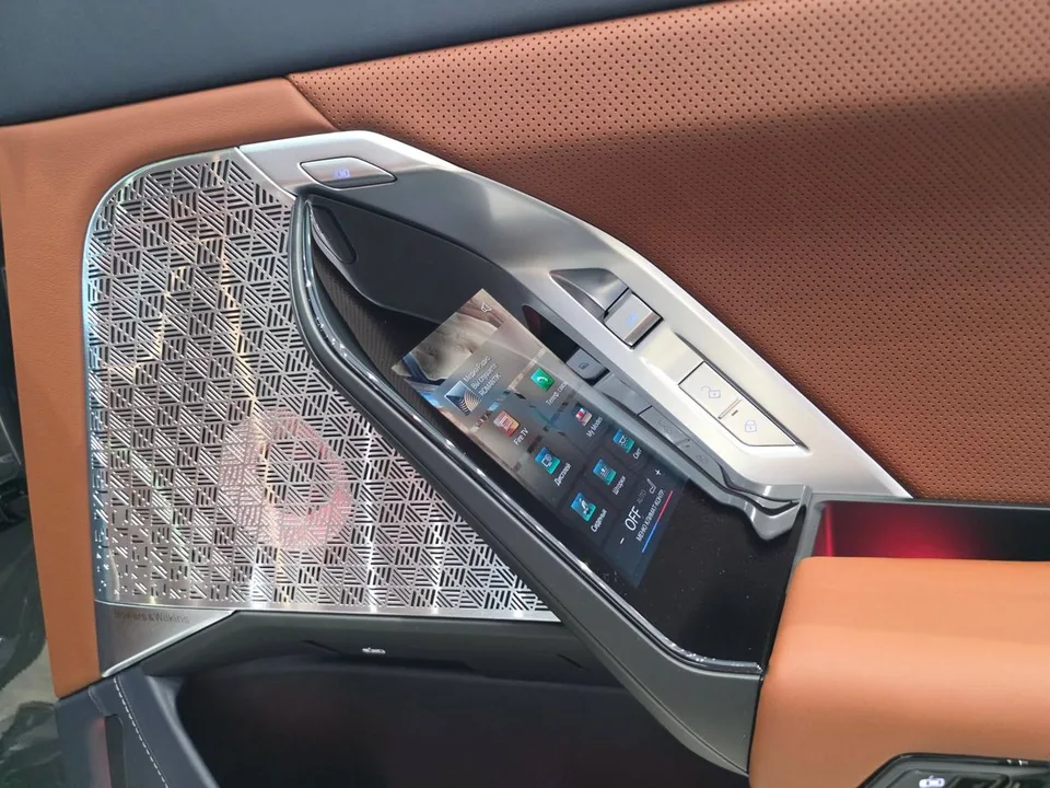 BMW 7 серия 2025 — миниатюра 4