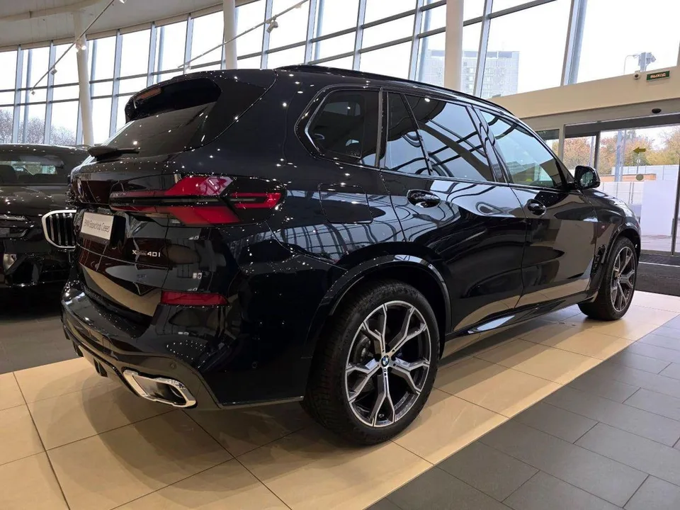 BMW X5 2025 — миниатюра 2