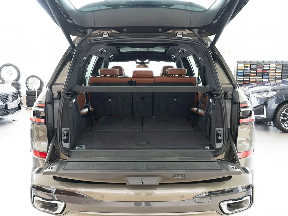 BMW X7 2024 — миниатюра 4