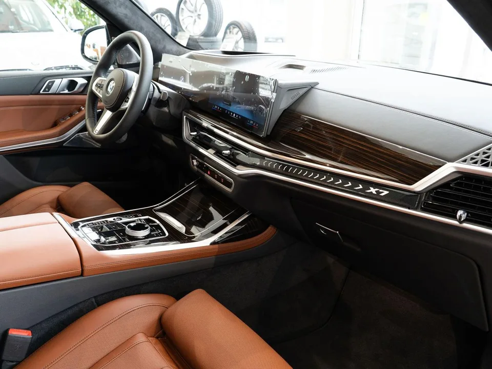 BMW X7 2024 — миниатюра 5