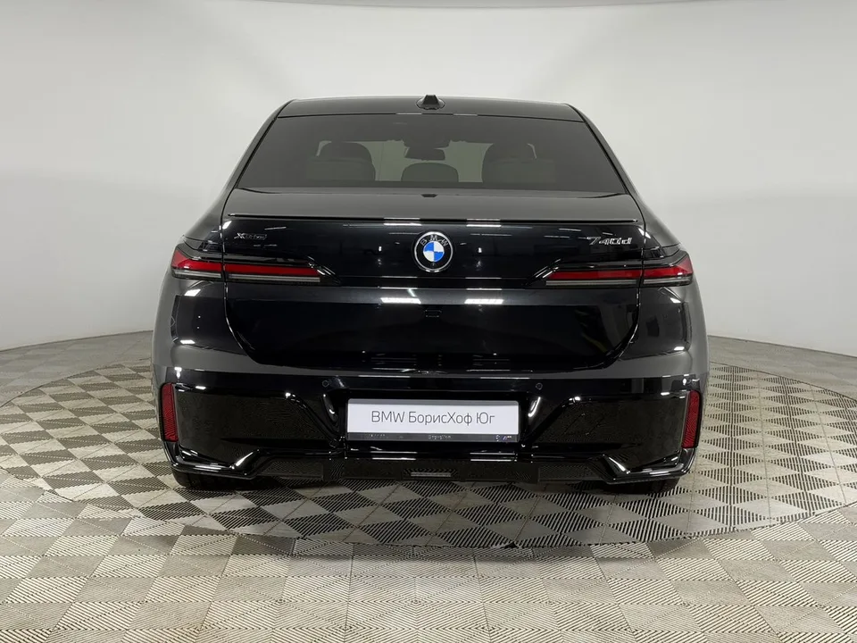 BMW 7 серия 2025 — миниатюра 2