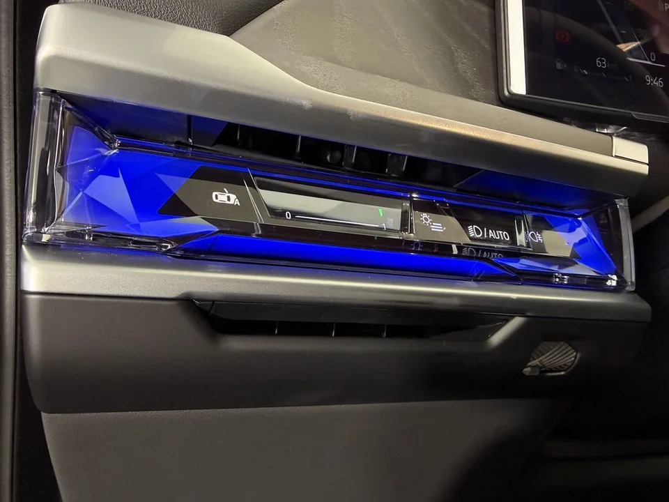 BMW 7 серия 2025 — миниатюра 4