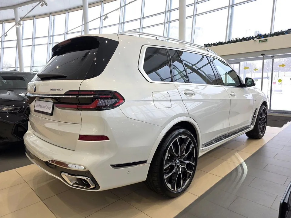 BMW X7 2024 — миниатюра 2