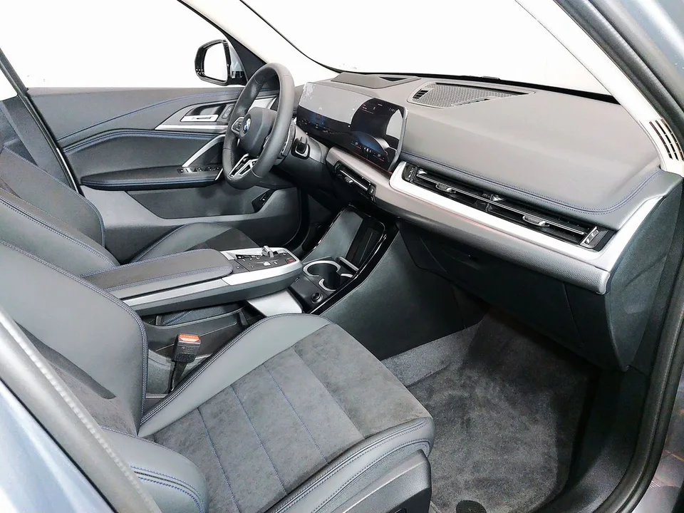 BMW X1 2025 — миниатюра 4