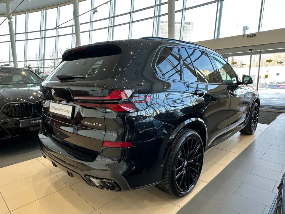 BMW X5 2025 — миниатюра 2
