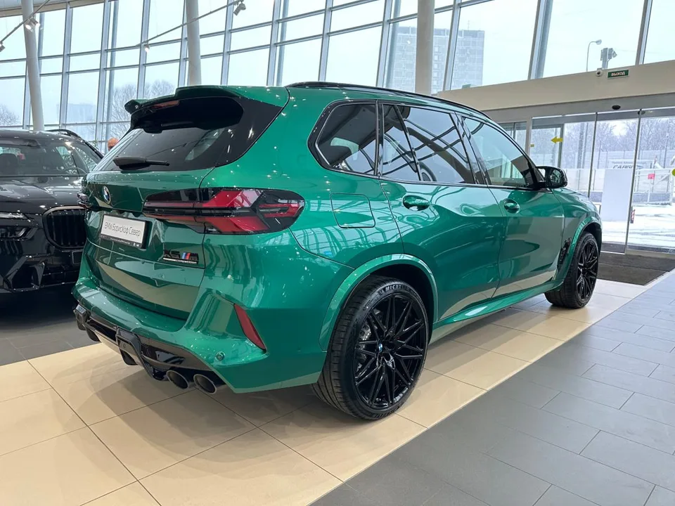 BMW X5M 2025 — миниатюра 2
