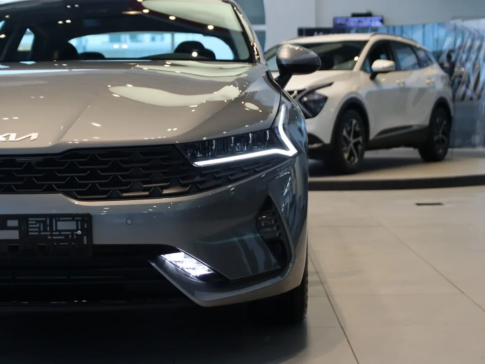 Kia K5 2025 — миниатюра 2