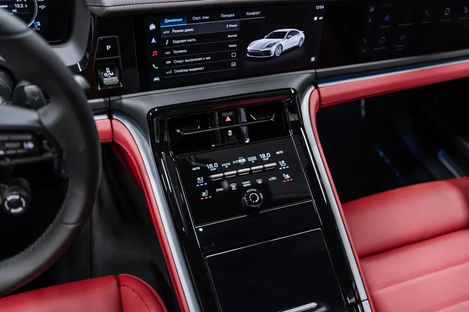 Porsche Panamera 2025 — миниатюра 5