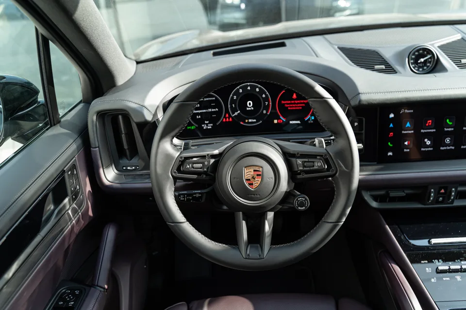 Porsche Cayenne 2025 — миниатюра 4