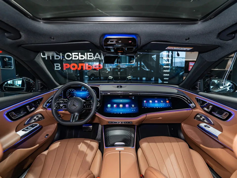 Mercedes-Benz E-Class 2025 — миниатюра 4