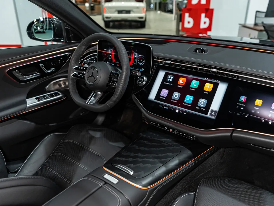 Mercedes-Benz E-Class 2025 — миниатюра 5