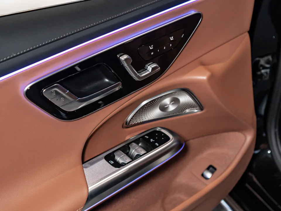 Mercedes-Benz E-Class 2025 — миниатюра 4
