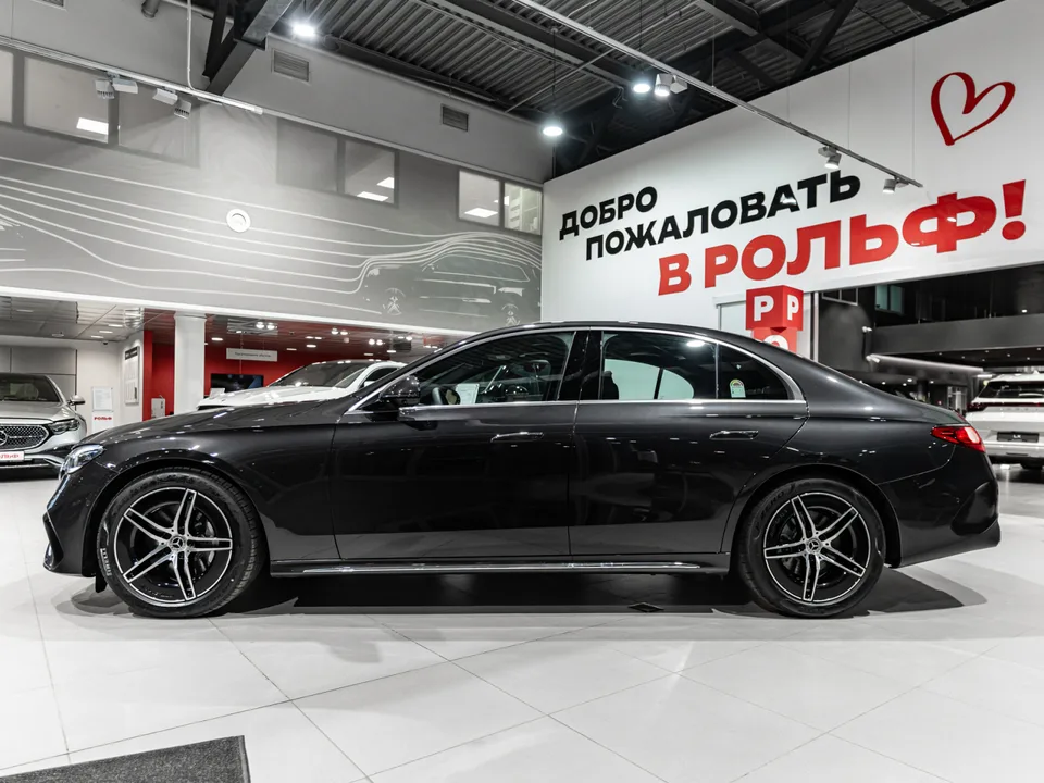 Mercedes-Benz E-Class 2025 — миниатюра 3
