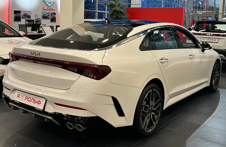 Kia K5 2024 — миниатюра 2