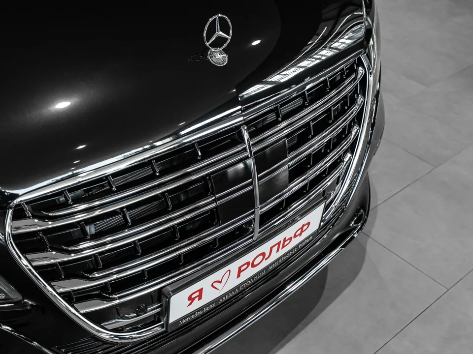 Mercedes-Benz V-Класс 2024 — миниатюра 3