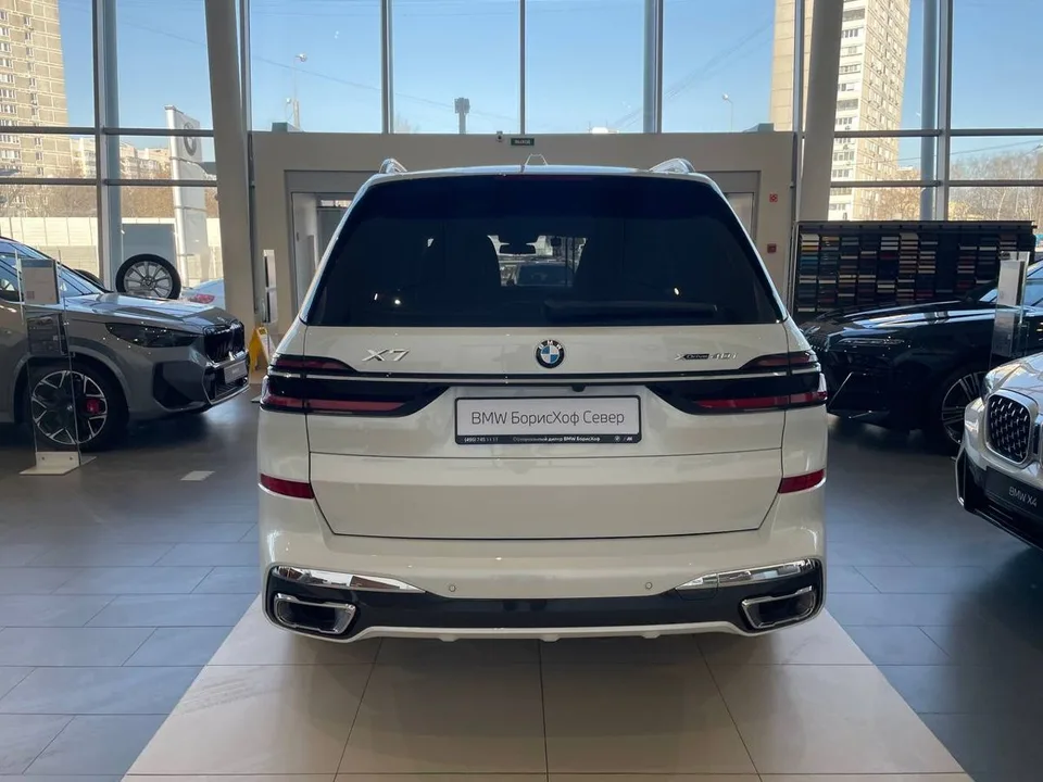 BMW X7 2025 — миниатюра 3
