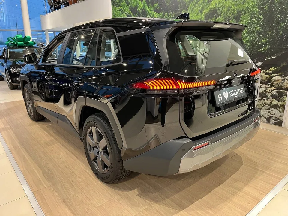 Toyota RAV4 2026 — миниатюра 2