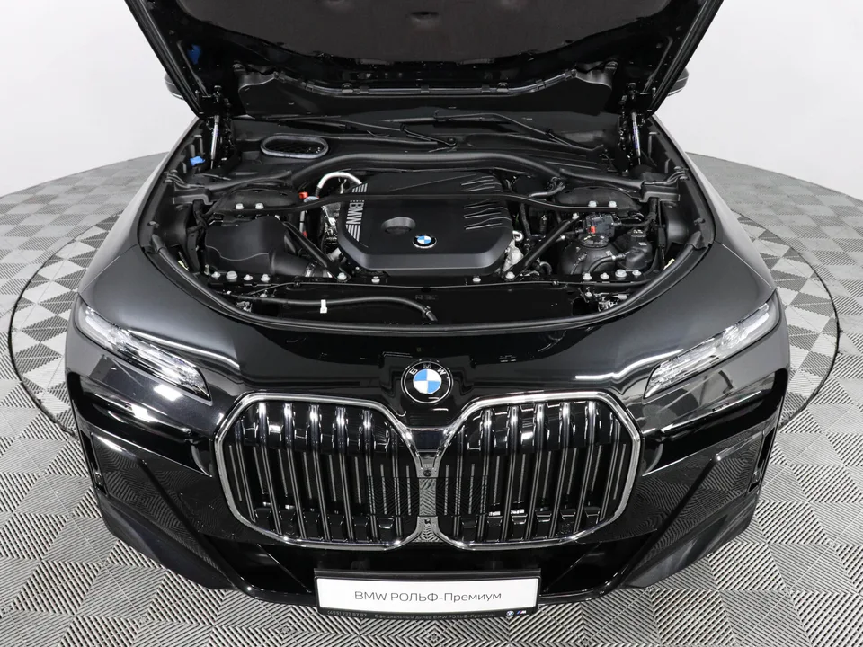 BMW 7 серия 2024 — миниатюра 4