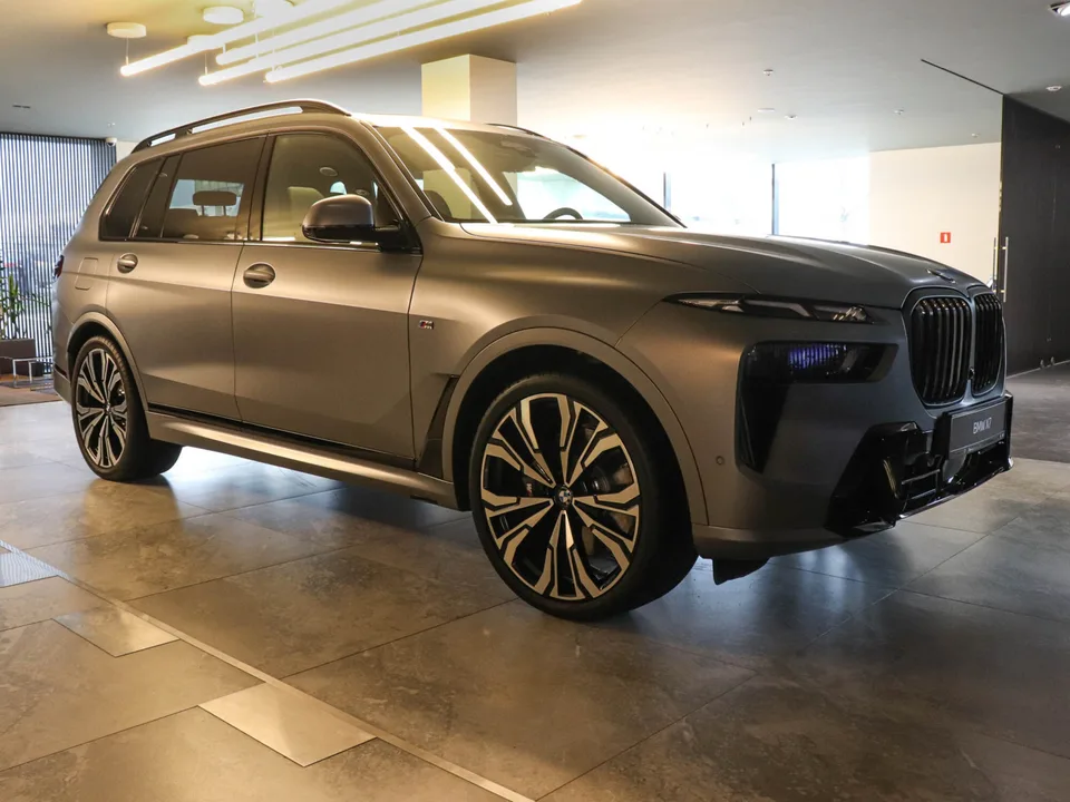 BMW X7 2025 — миниатюра 3