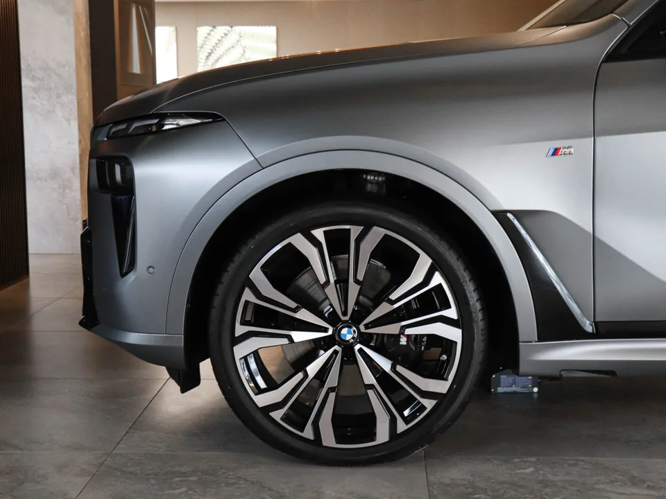 BMW X7 2025 — миниатюра 5