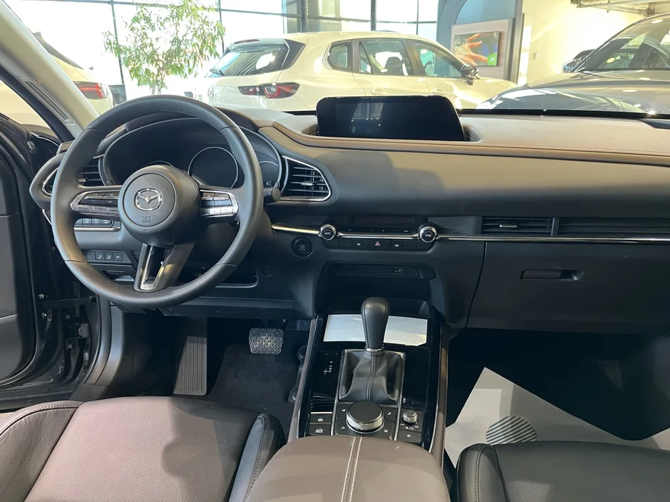 Mazda CX-30 2025 — миниатюра 2