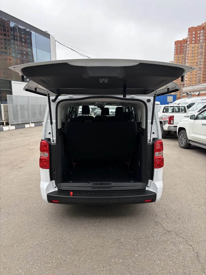 Peugeot Traveller 2026 — миниатюра 5