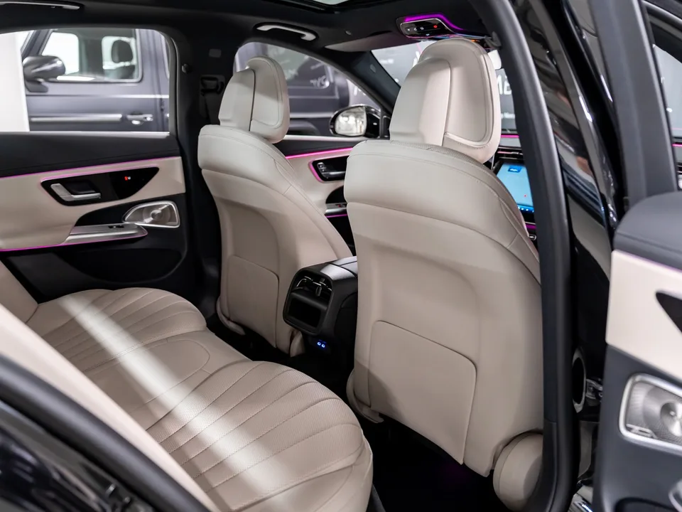 Mercedes-Benz E-Class 2025 — миниатюра 3