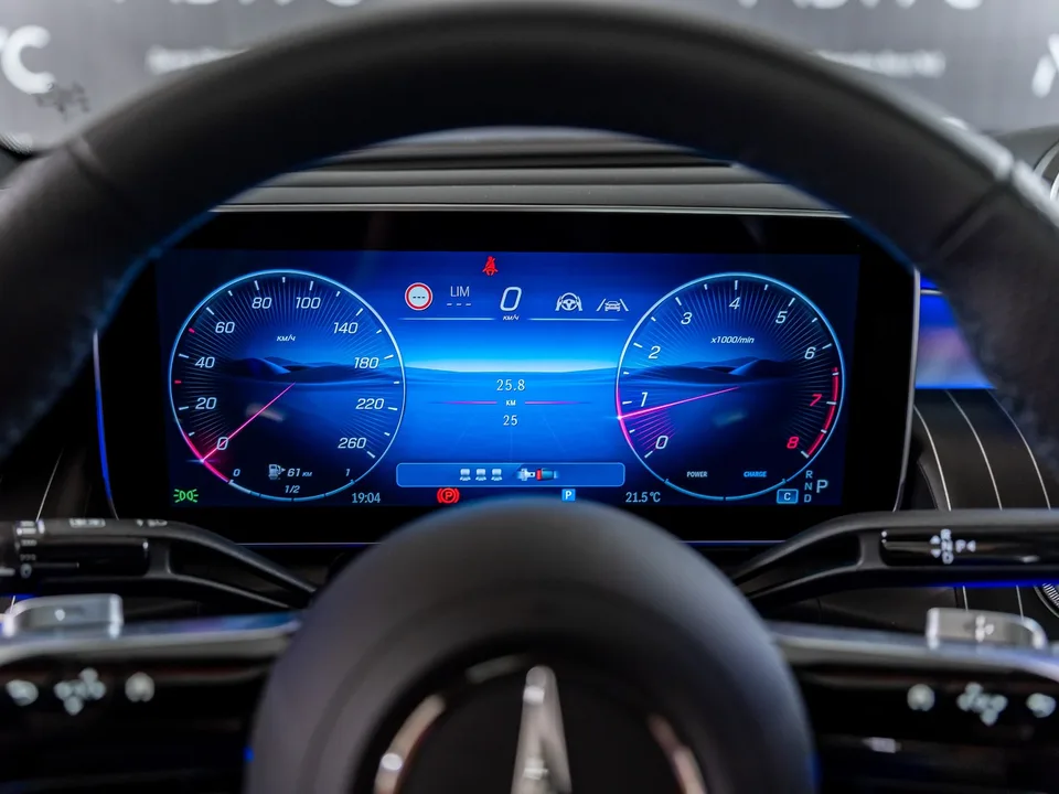 Mercedes-Benz GLC Coupe 2025 — миниатюра 5