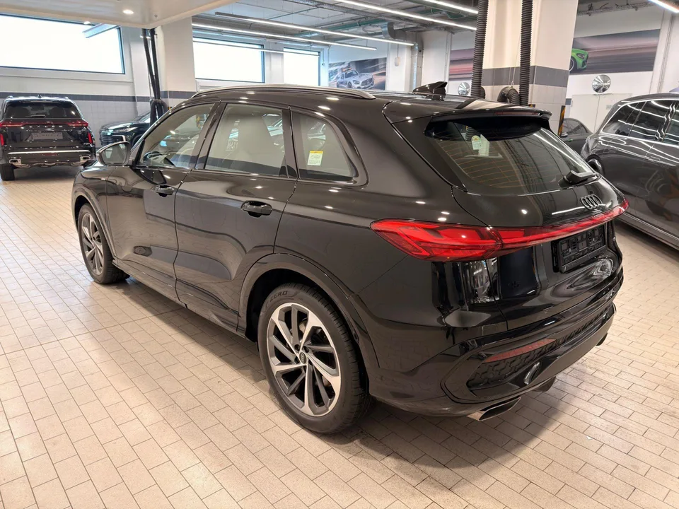 Audi Q5 Sportback 2025 — миниатюра 3