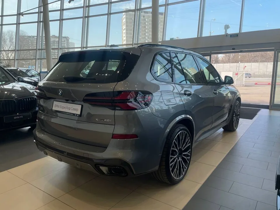 BMW X5 2025 — миниатюра 2