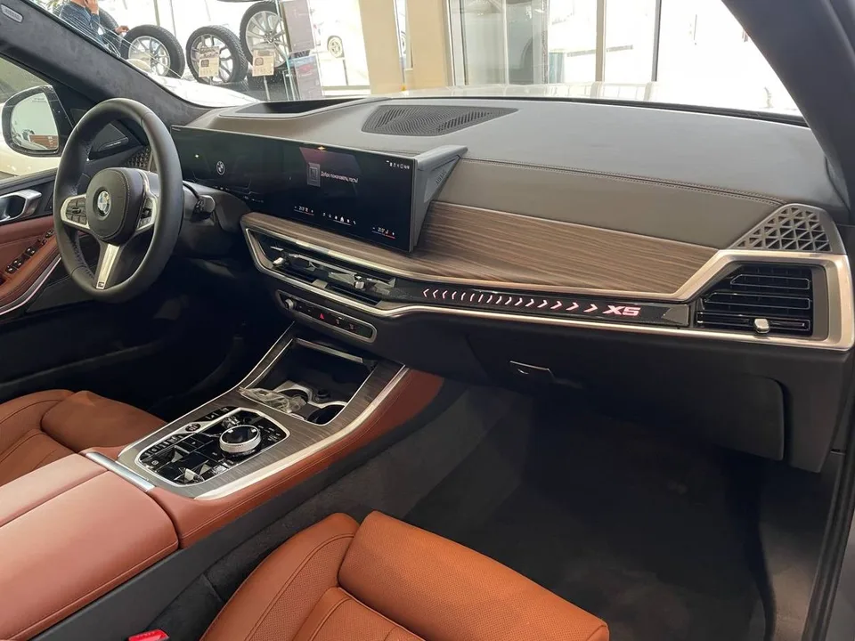 BMW X5 2025 — миниатюра 4